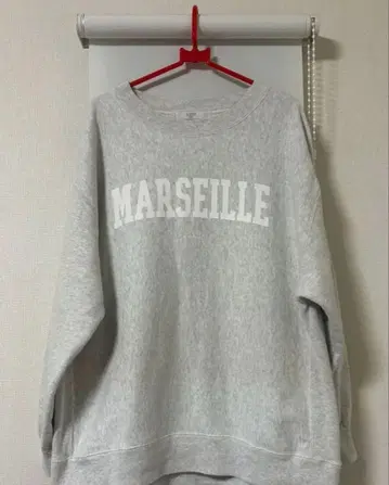 슬로브 이에나 MARSEILLE 로고 맨투맨