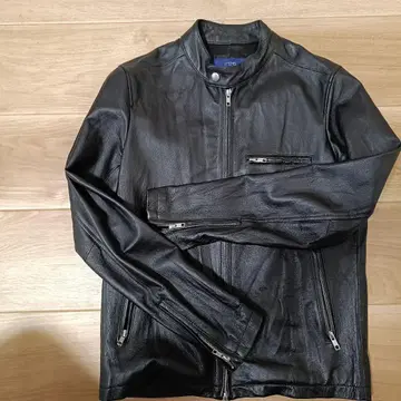 새상품급 가죽 어반 리서치 블랙 레더 싱글 라이더 자켓 UR