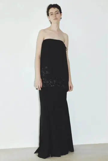 새상품급 Venica Bijou embroidery skirt