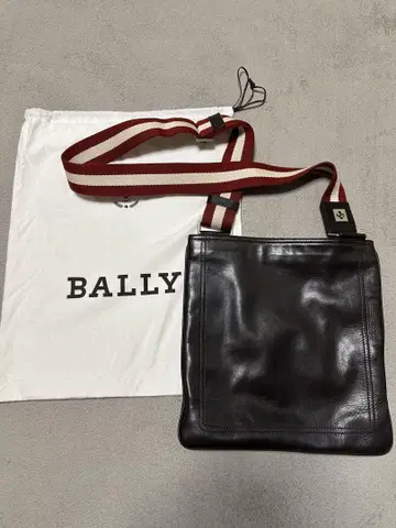 BALLY 숄더백