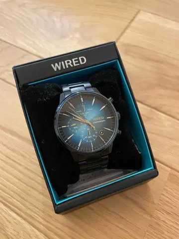WIRED 아날로그 시계 블루