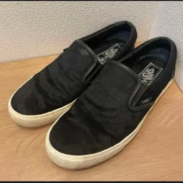 Vans 소프넷 콜라보 블랙 슬립온 25.5