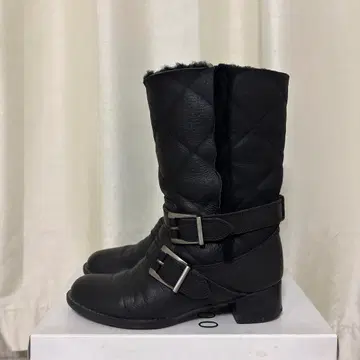 중고 tozoo 어그 부츠 숏부츠