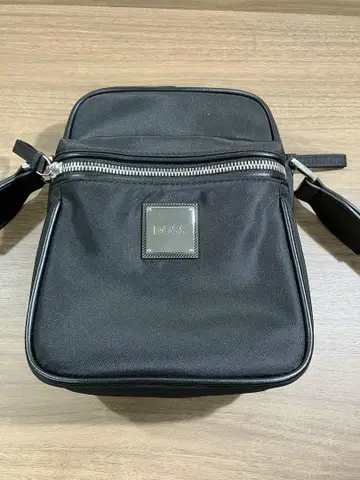 BOSS 블랙 나일론 숄더백