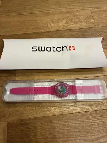 Swatch 핑크 시계 투명 케이스