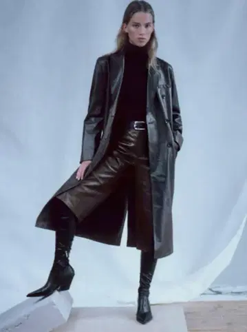 새상품 ZARA 리얼 가죽 바뮤다 팬츠 S