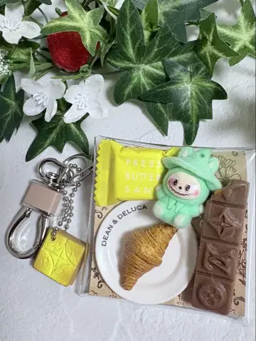가챠 파우치 DEAN&DELUCA 러브브