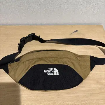 THE NORTH FACE 바디백 베이지/블랙
