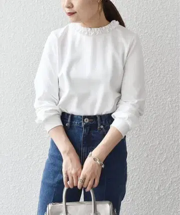 미사용 미개봉 새상품! SHIPS 프릴 칼라 티셔츠 화이트