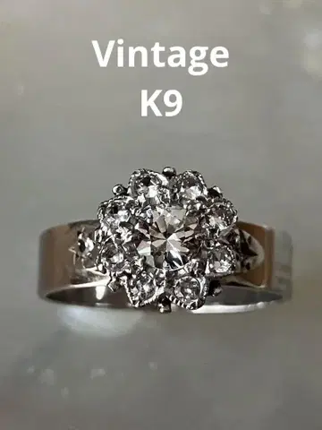 K9 9ct 화이트 골드 앤티크 반지