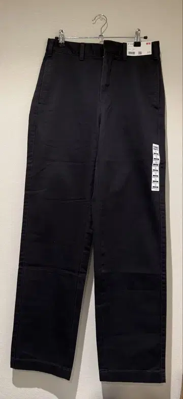 UNIQLO 스트레이트 치노 / 릴랙스 핏