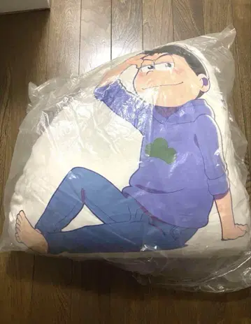 오소마츠 6쌍둥이 카라마츠 사람을 망치는 쿠션