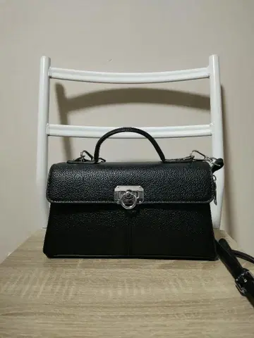 최종 가격 인하! 천연 가죽 블랙 숄더백 * 스탠스 지갑 스타일