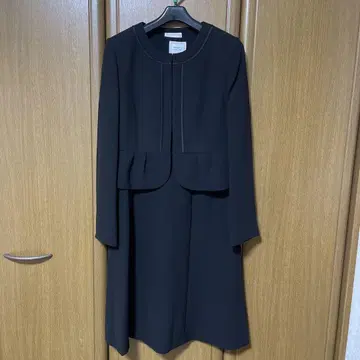 한 번 착용만 한 상태 좋은 상품 정가 2만 엔 이상 아오야마 예복