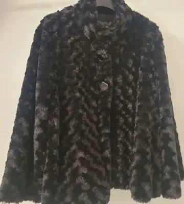 블랙 인조 모피 판초 케이프 코트