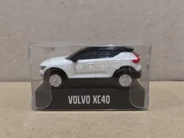 볼보 XC40 미니카 판촉물?