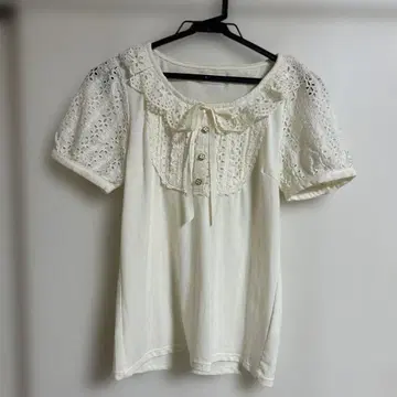 00년대 헤이세이 LIZLISA 리즈리사 레이스 소매 화이트 T셔츠