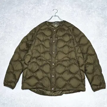 고품질 UNIQLO 화이트 마운티니어링 울트라 라이트 다운 XL
