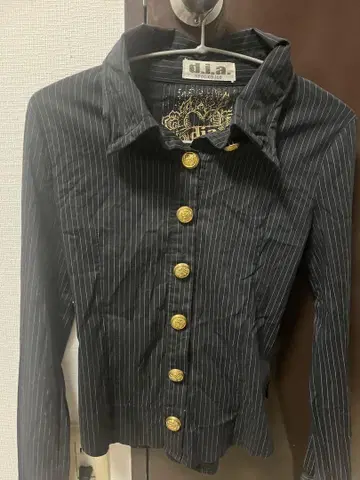 [레어] d.i.a 블랙 스트라이프 긴팔 셔츠 라스트 가격 인하