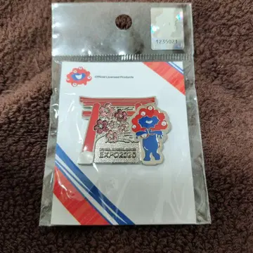 EXP02025 미야쿠미야쿠 토리이와 벚꽃 핀 배지
