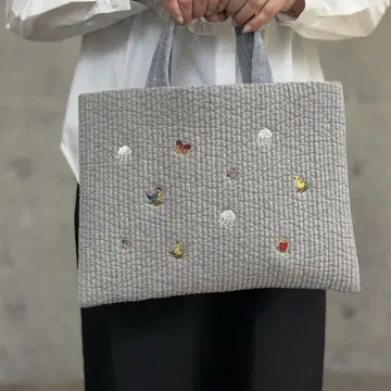 비오는날 페이러 토트백 그레이