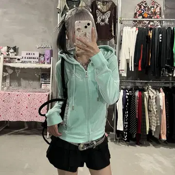 Y2K 갸루 반짝반짝 스톤 벨로아 후드티 집업 벨벳