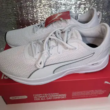 Puma SOFT RIDE 화이트 스니커즈