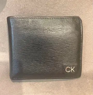 Calvin Klein 블랙 접이식 지갑