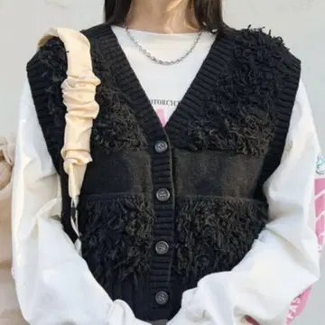 프릭스스토어 프린지 니트 베스트