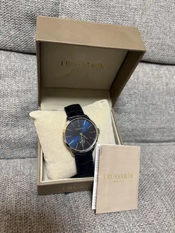 TRUSSARDI 손목시계 T World 블루
