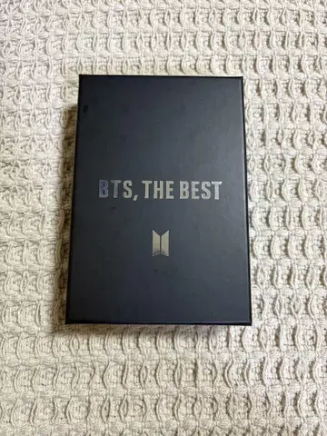BTS THE BEST LOGO KEYRING