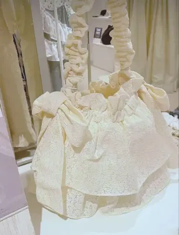 merryjenny 메리제니 big frill ribon bag