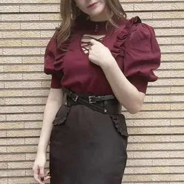 EATME 2WAY 프릴 니트탑