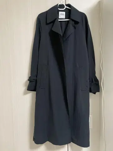 새상품급 ZARA 다크 그레이 트렌치코트