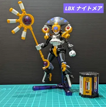 LBX 나이트메어 조립 완료 정크 취급 / 골판지 전기 프라모델