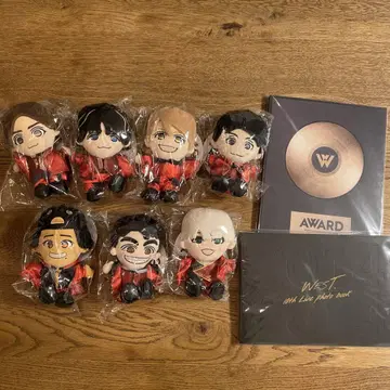 WEST. 치비스트 AWARD 7체 세트 사진 팜플렛