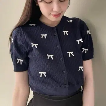 SNIDEL 스나이델 하프 슬리브 리본 가디건 네이비