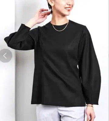 UNITED ARROWS 볼륨 슬리브 블라우스 새상품급 블랙