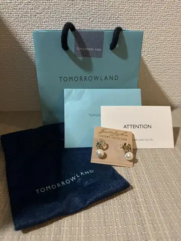 TOMORROWLAND Kenneth Jay Lane 귀걸이 미사용