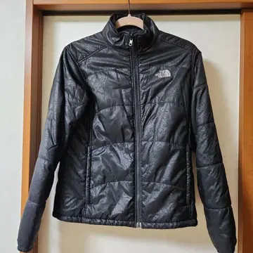 THE NORTH FACE 블랙 충전솜