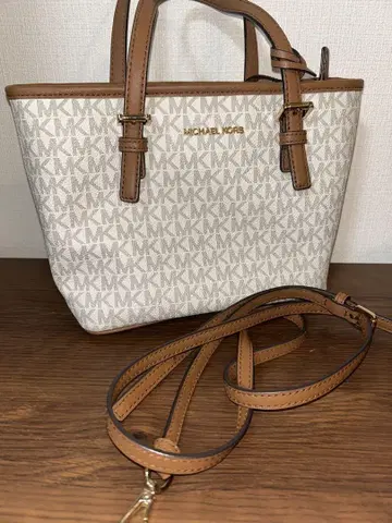 MICHAEL KORS MK 로고 숄더백