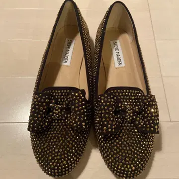 STEVE MADDEN 스터드 플랫슈즈 24