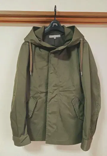 새상품급 UNITED ARROWS 마운틴 후드티 S 사이즈