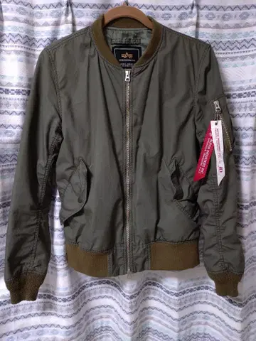 ALPHA INDUSTRIES MA-1 플라이트 자켓 카키 S 별주