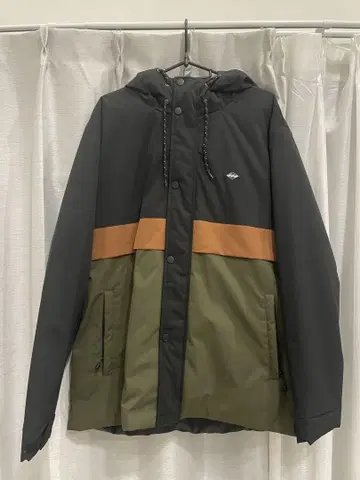 BILLABONG 나일론 자켓 후드 부착 극미품
