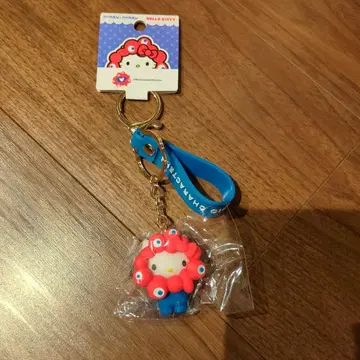 오사카 만박 헬로키티 미야쿠미야쿠 변신 키링