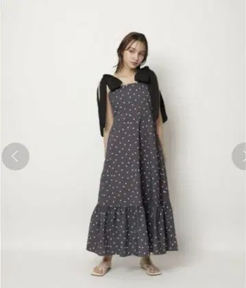 Rirandture 숄더 리본 플레어 원피스