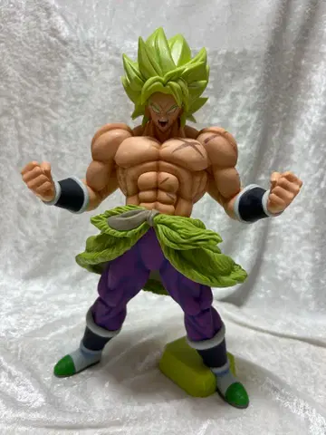 드래곤볼 브로리 피규어