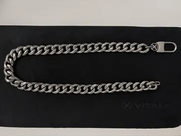 vitaly 목걸이