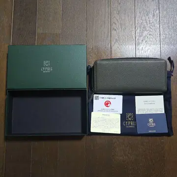 미사용 새상품 CYPRIS MORPHO 올리브 그린 장지갑